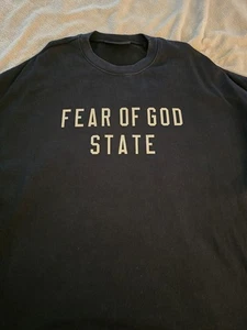 Fear of God ESSENTIALS schwarzes schweres T-Shirt mit Rundhalsausschnitt Größe Large - Bild 1 von 7