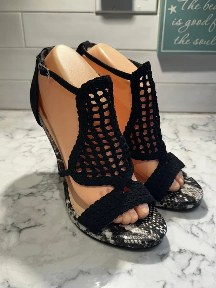 Fergie Catalina размер 8 корзина плетение черный змея печать stiletto модные каблуки - Изображение 1 из 4
