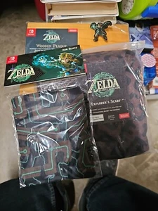 zelda tears of the kingdom Explorer Scarf Arm Sleeve Wooden Plaque And Pin Set - Picture 1 of 6
