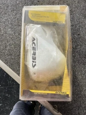 Guardamanos Acerbis Foto 1 de 2