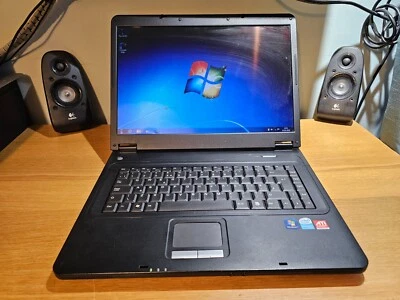 15" Advent 7201 Intel Celeron 1.86GHz 2GB Vintage Retro Legacy WIndows 7 Laptop - Image 1 of 4