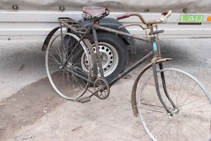 altes fahrrad rad - Bild 1 von 11