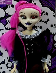 Rare LOLITA SUN Bleeding Edge Goths 12 inch BEG Doll EXCLUSIVE Limited Edition - Picture 1 of 3