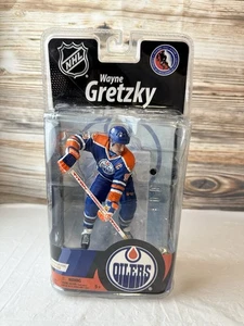 WAYNE GRETZKY MCFARLANE FIGURE NHL 27 EDMONTON OILERS HOCKEY - Picture 1 of 6