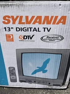NEW in Box SYLVANIA CD130SL8 13" TV TELEVISION GAMING - Picture 1 of 6