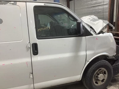 Passenger Right Front Door Manual Fits 03-15 EXPRESS 2500 VAN 4605618 - Image 1 of 4