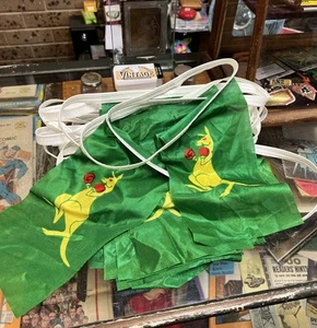 Vintage? Boxing Kangaroo America Cup Length Of Flags - Picture 1 of 5