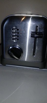 Cuisinart 2 片经典烤面包机 - 不锈钢 - CPT-160 测试效果很好 — 第 1/4 张图片