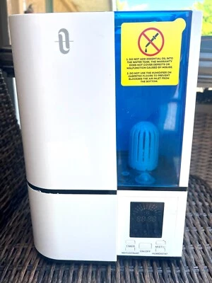 TaoTronics  TT-AH001 4L Ultrasonic Humidifier - White- Slightly Used - Image 1 of 4