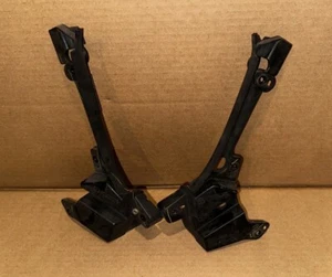 2020 2021 2022 2023 MAZDA 3 Front Bumper And Grille Brackets OEM Left And Right - Picture 1 of 6