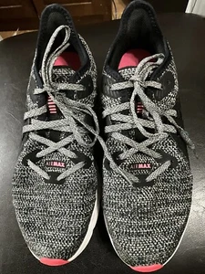 Size 5Y- Nike Air Max Sequent 3 - Picture 1 of 3