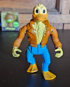 ACE DUCK, TEENAGE MUTANT NINJA TURTLES. 1989 MIRAGE STUDIOS, PLAYMATES TOYS - Picture 1 of 6