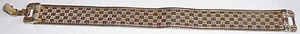 Flexible fashion bracelet, square design on one side - Picture 1 of 1