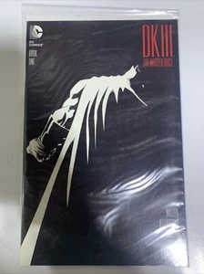 BATMAN: DKIII MASTER RACE (2016) DC COMICS - BOOK ONE - Picture 1 of 3