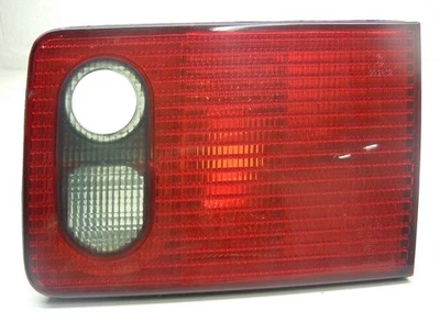 Cuadro de luces traseras tapa maletero derecho audi a8 d2 os 4d0945094 Foto 1 de 4