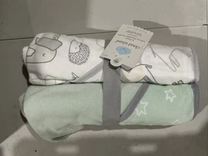 New Cloud island 2-pack Lightweight Infant Hooded Towels - Picture 1 of 2