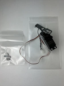 Latch / Lock / Servo for Benchmark Scientific MC-24 Touch - c2417 - Picture 1 of 9