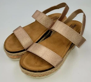 ARIZONA JEANS NIÑAS SANDALIAS PLATAFORMA CORREA DORADA TALLA 4 - Imagen 1 de 5