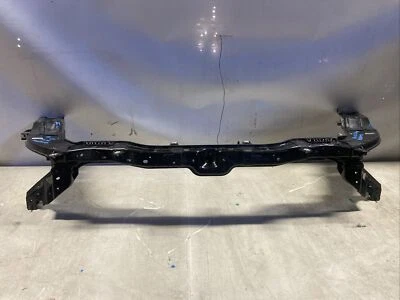 Ford Mustang 2015--2017 soporte de radiador OEM usado Foto 1 de 4