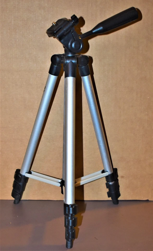 Voltix Pro Series adjustable to 50" Tripod, camcorders & DSLR, New Opened Box - Image 1 of 4