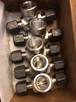 Parker 4-4-4 OBZ-SS CPI Female Branch Tee 316SS, 1/4” single ferrule x 1/4" FNPT - Image 1 of 4