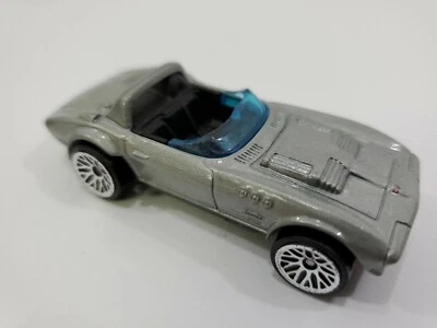 Corvette Hot Wheels 53 2014 convertible gris Foto 1 de 4