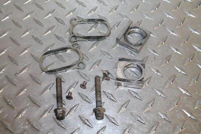 2011 KAWASAKI KX250F ЗАДНИЙ МОСТ ЦЕПИ РЕГУЛЯТОР БЛОКИ  - Изображение 1 из 3