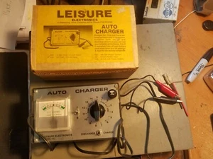 Cargador automático de radiocontrol Leisure Electronics 105 6 o 7 celdas entrada 12 V con caja - Imagen 1 de 4