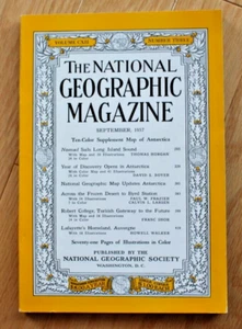 National Geographic septiembre 1957; Nómada; Antártida; Estación Byrd; Auvernia - Imagen 1 de 21