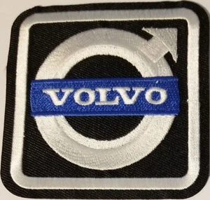 Toppa camion volvo nuovo logo da cucire/ferro su 3"" x 3"" nero/bianco/blu - Foto 1 di 2
