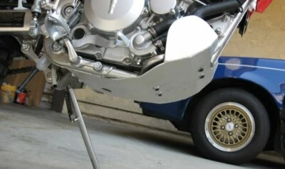 Placa de deslizamiento de cobertura completa Ricochet Kawasaki KLX250S/KLX300 2006-2023 Foto 1 de 3