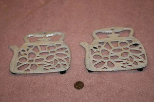Vintage White Cast Metal Pot Holders Wall Hangers - Picture 1 of 3