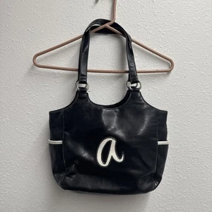 Y2K schwarze Kunstleder Handtasche Schultertasche "A" Initiale Preppy Retro 2000er - Bild 1 von 9