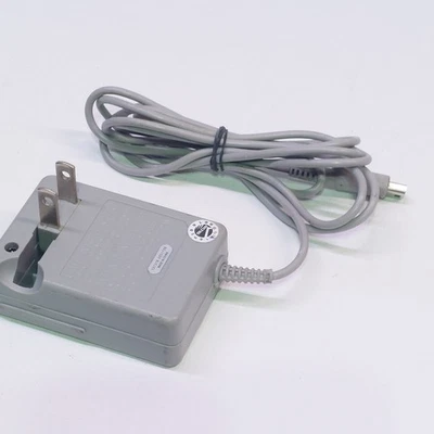 WAP-001 USA) For (TWL-001) Official OEM NINTENDO AC Power Adapter Charger - Image 1 of 4