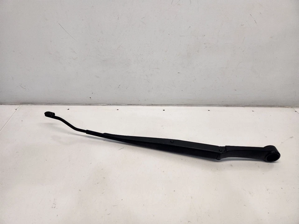 2014 Kia Sportage Drivers Left Wiper Arm - Imagem 1 de 4