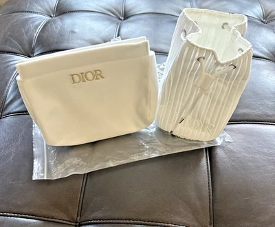 Lote de 2 bolsas Dior Beauty Parfums limitadas oro blanco y cordón bordado Foto 1 de 4