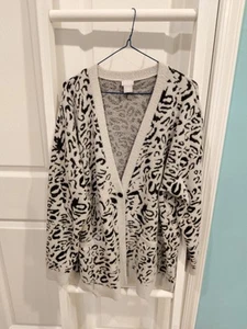 Chico's Snow Leopard Print Cardigan Pockets Soft Fuzzy Knit Sweater Size 3 - Picture 1 of 10