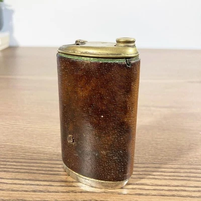 Briquet ancien Quercia Baronet gainé cuir – Flaminaire – Made in France – 1950 - Photo 1/3