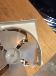 GUANGDONG MDT-08A MMICROWAVE OVEN FAN MOTOR & FAN BLADE - Picture 1 of 5