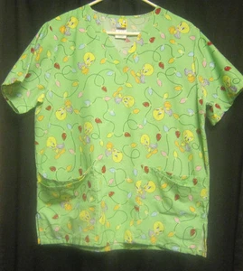 Warner Bros Green Tweety Christmas Lights Scrub Top Medium   - Picture 1 of 4