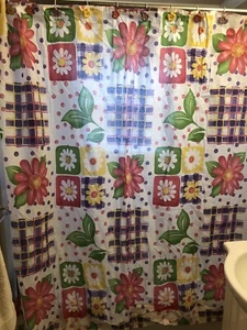Multi Color Daisy Floral Cute Watercolor Fabric Shower Curtain Pakistan. New. - Picture 1 of 5