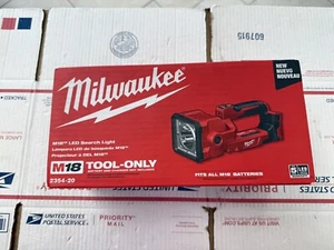 Milwaukee M18 1250 Lumens Cordless Search Light (Tool-Only) 2354-20 NEW! - Picture 1 of 7