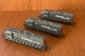 Set of 3 High Speed No. 418 Southern Pacific #9725 Diesel Locomotives....N Gauge - Bild 1 von 6
