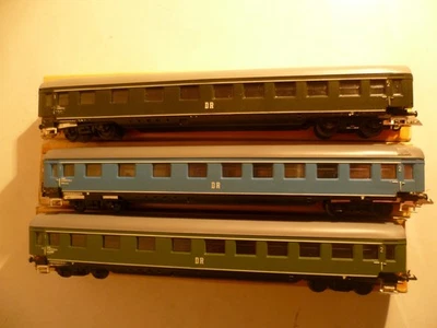 Zeuke - 4achs. Schnellzugwagen DR - prima - fast wie neu - 3 St.   - TT - OVP - Bild 1 von 4