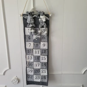 Mice Pair Advent Calendar Wall Hanging Felt Gray Pockets Wood Heart 29" x 9.5" - Picture 1 of 11