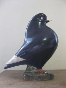vintage 1980's best-in-show BLACK PIGEON sculpture - ceramic clay trophy prize - Picture 1 of 8