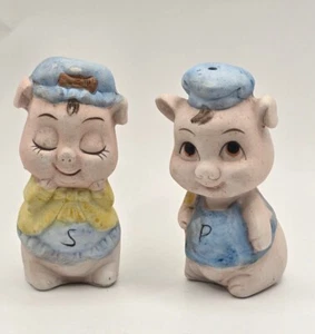 Vintage Salt Pepper Shakers Piggy Porcelain Country Figurines Anthropomorphic  - Picture 1 of 7