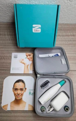 Kit de exfoliación Silk'n ReVit Microderm con estuche BB3 Foto 1 de 2