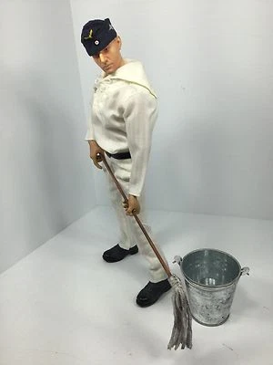 1/6 BBI U BOAT GERMAN NAVY KRIEGSMARINE SAILOR MOP & BUCKET WW2 DRAGON DID 21ST - Image 1 of 4