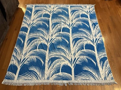 Пляжное полотенце LOFT от Loftex Oversized Palms синее белое 71x81 дюйм 100% хлопок бахрома - Изображение 1 из 4